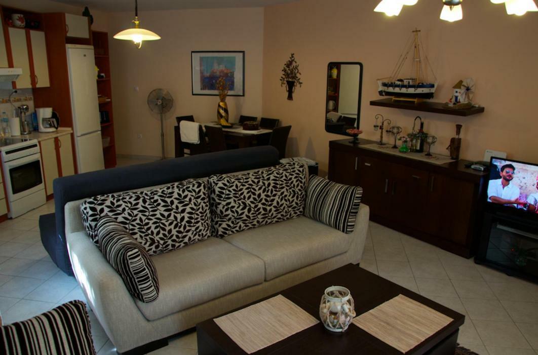 Chanioti Center Apartment Esterno foto